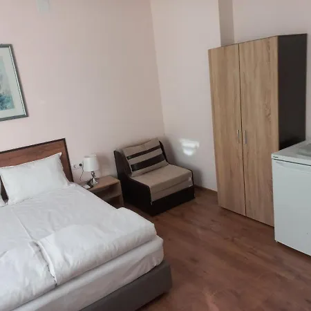 за гости Toda Troyan (Lovech)