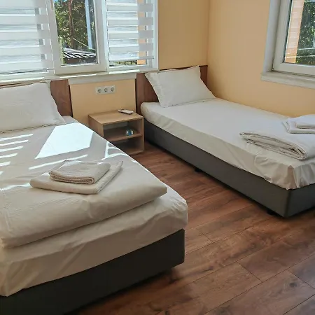 за гости Toda Troyan (Lovech)