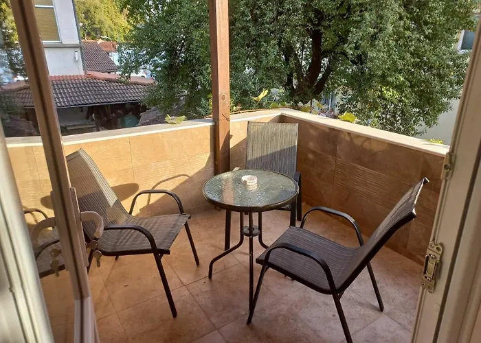 за гости Toda Troyan (Lovech)