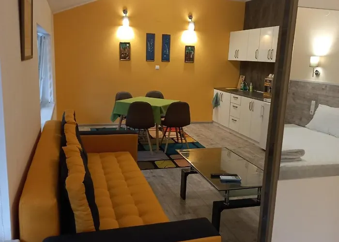 за гости Toda